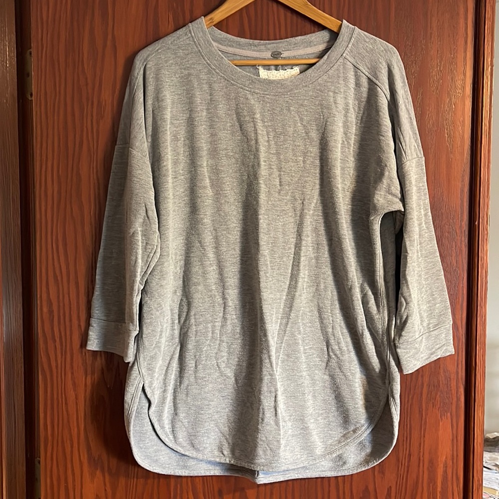 Grey tunic knit shirt
